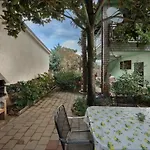 Lala & Nina Apartman