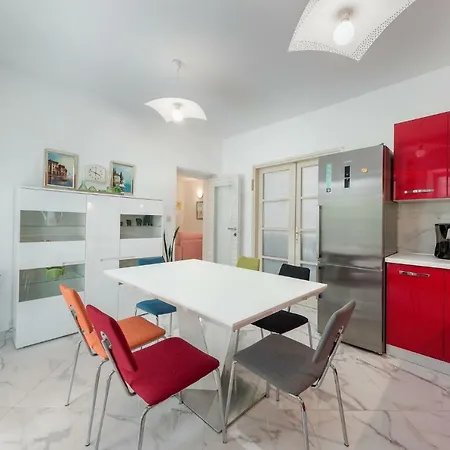 Διαμέρισμα Lala & Nina